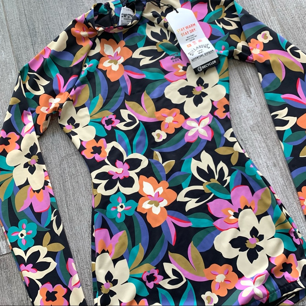 🔥🔥BILLABONG - A/DIV AVALON LONG SLEEVE ONE PIECE🔥🔥 - Picture 5 of 10